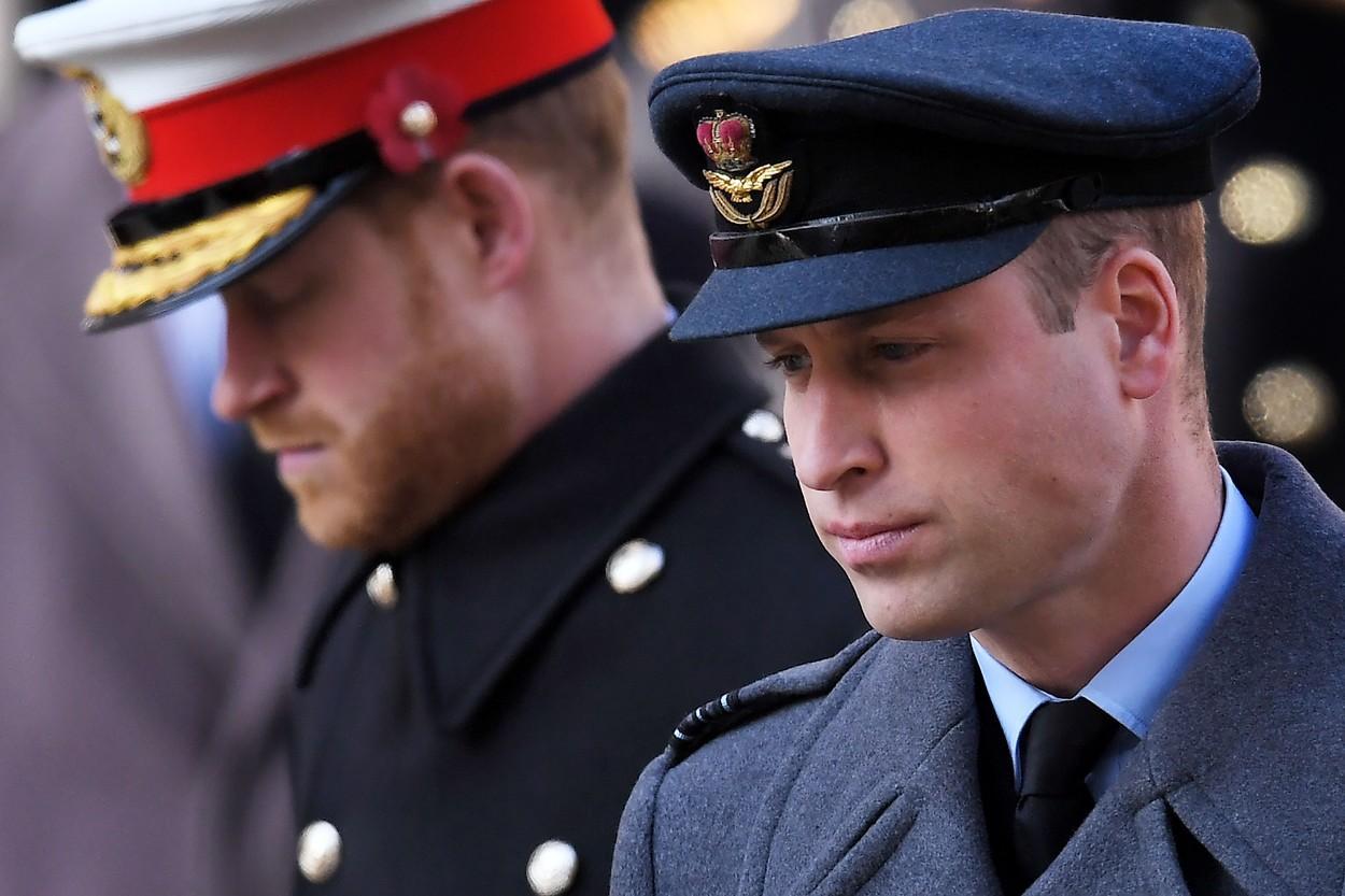 Prințul Harry și Prințul William la funeraliile Reginei Elisabeta