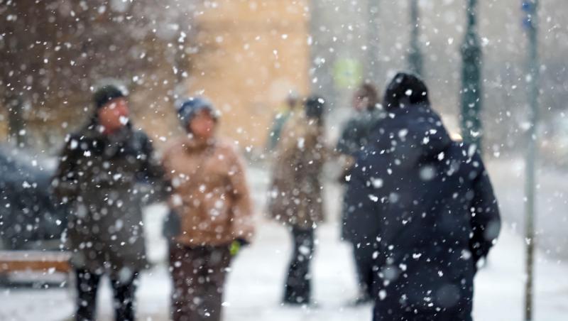Ninsori în București, în această săptămână! Fenomenul care aduce zăpadă și ger în România