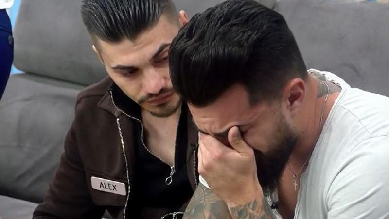 Roberto și Mihai au plâns după ce au primit mesaje din afara casei Mireasa sezon 7. Iată de ce au vărsat lacrimi.