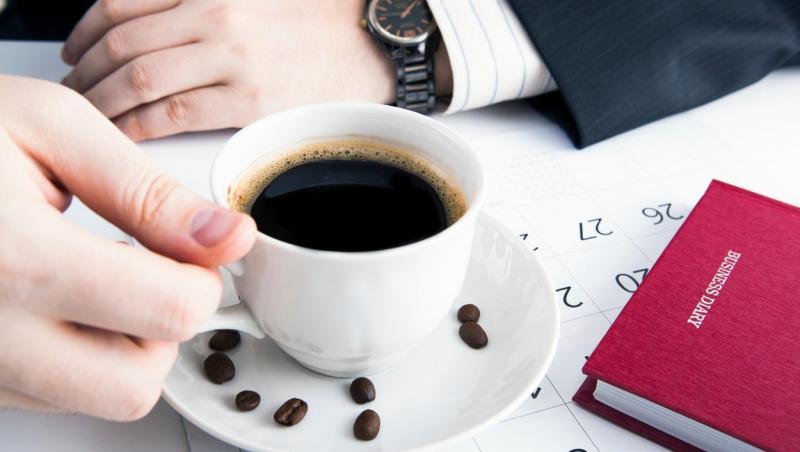 Testul ceștii de cafea folosit de un șef la fiecare interviu de angajare. Așa decide pe cine nu angajează