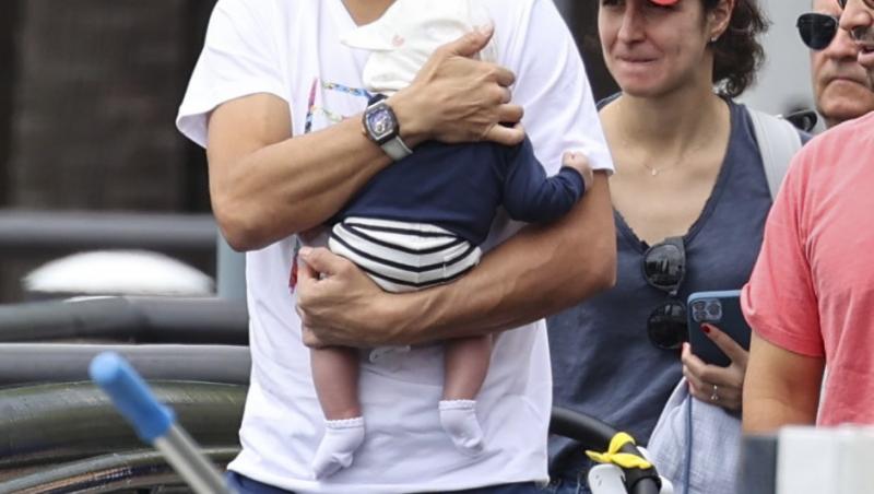 Imagini rare cu bebelușul lui Rafael Nadal. Cum a fost surprins jucătorul de tenis la scurt timp după ce a devenit tată
