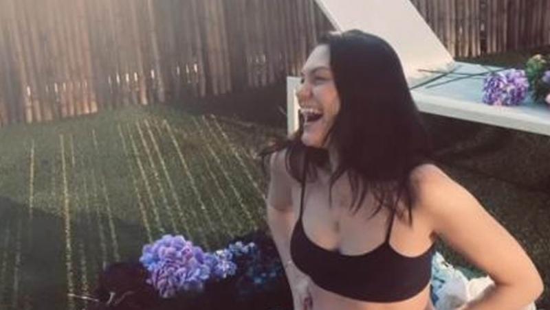 Jessie J este însărcinată. Cum a făcut anunțul neașteptat: „Sunt foarte fericită și terifiată să arăt asta”