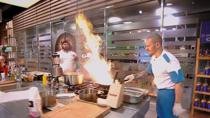 Finala sezonului 12 Chefi la cuțite. Situație periculoasă în bucătărie. Alex Bunea, la un pas de un incident grav: „Te omoram”