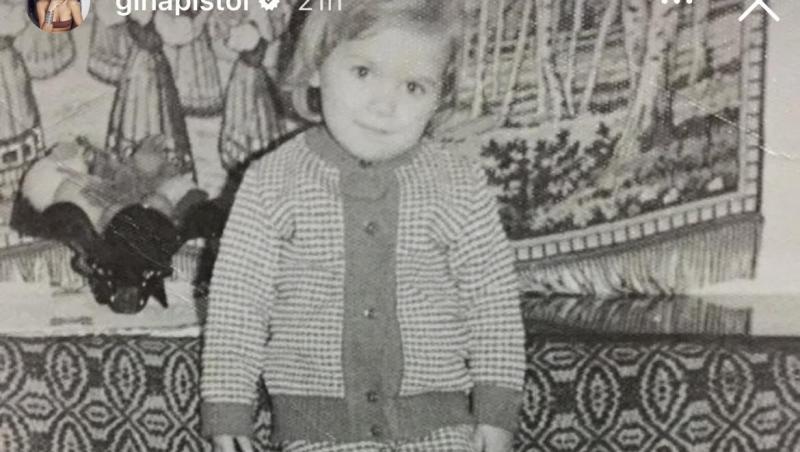 Poză alb negru cu Gina Pistol în copilărie