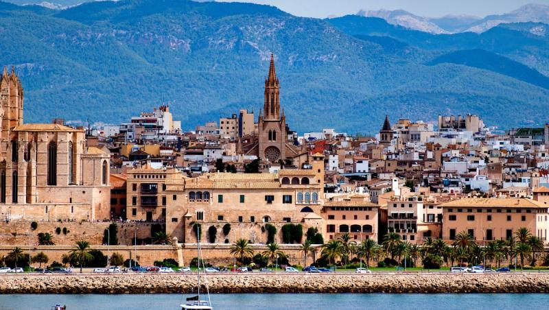 (P) Răsfăț total într-o vacanță în Palma de Mallorca: experiențe de vis la malul mării