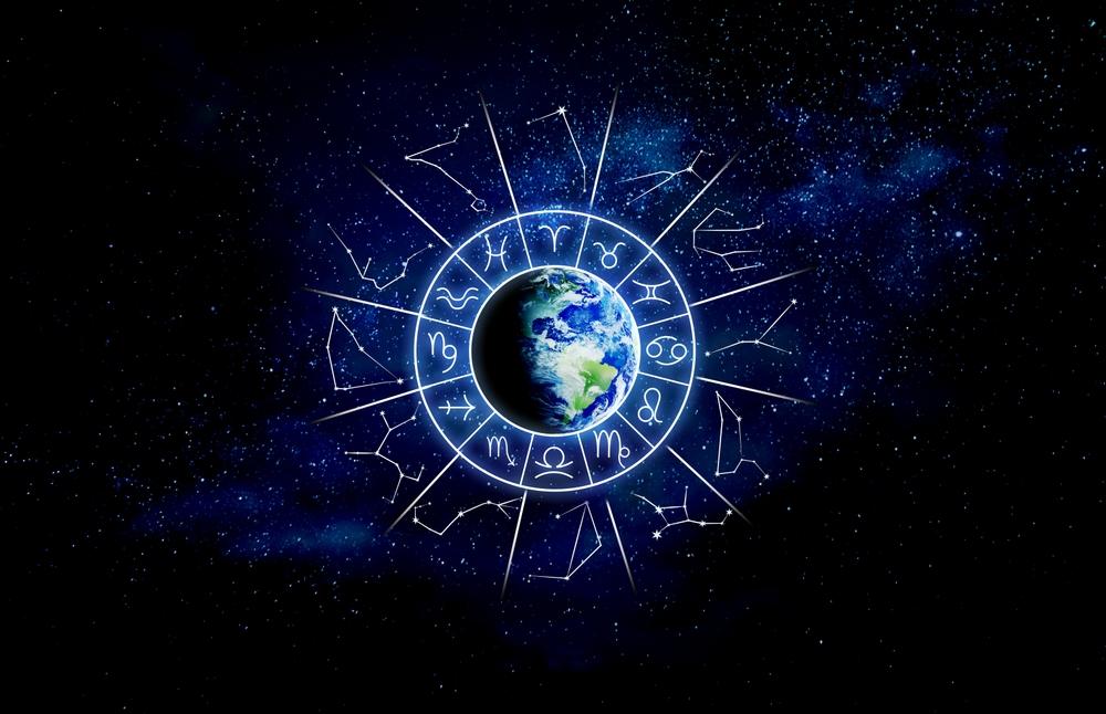 Horoscop luna decembrie 2023: sănătate, bani, dragoste, carieră. Ce zodii sunt binecuvântate în această perioadă