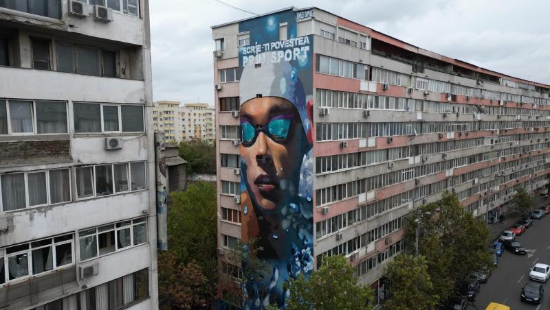 Cum a reacționat David Popovici după ce chipul său a fost pictat pe un bloc din București. Cum arată opera de artă stradală