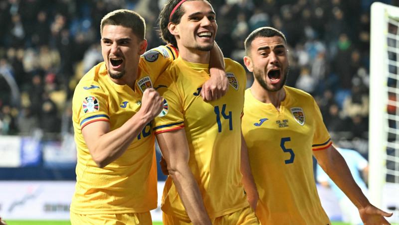 ianis hagi se bucura de golul inscris in osrael- romania in calificarea la euro 2024