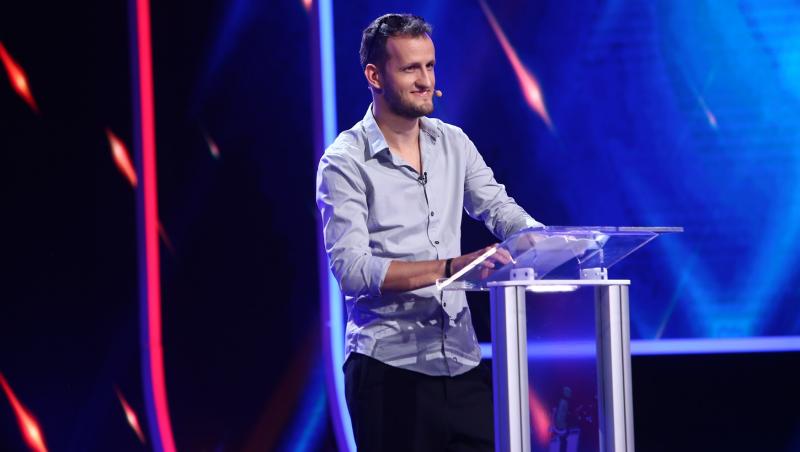 Andrei Ungureanu, câștigătorul sezonului 9 iUmor, invitat special în cea mai nouă ediţie, difuzată sâmbătă, ora 20:00, la Antena 1