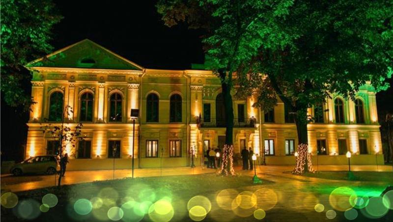 Cât costă un bilet la Revelion 2024 organizat de Palatul Ghica. Prețul care i-a făcut pe români să se gândească de mai multe ori
