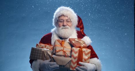 Moș Crăciun: Povestea emoționantă a bătrânului magician și adevărul dincolo de cadouri