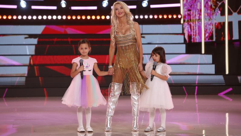 Revelionul cel neBUN 2024. Andreea Bălan, moment înduioșător alături de fetițele ei. Ce reacție savuroasă au avut pe scenă