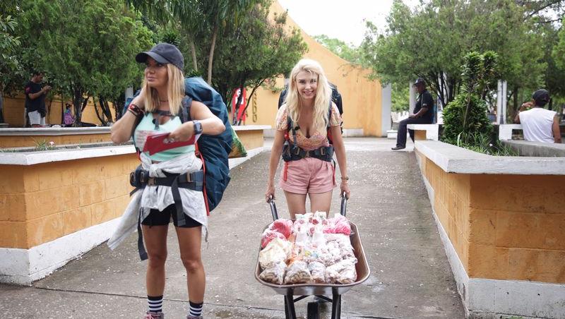 America Express, 13 februarie 2023. Ce a pățit Bie Adam când curcanul a început să se „agite” în mașină. Ce fobie are Dinu Gavril