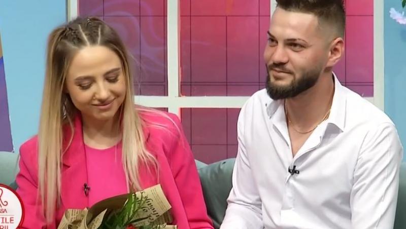 Bogdan și Irina s-au revăzut pentru prima dată după ce tânărul a fost eliminat de la Mireasa sezon 7. Cei doi s-au pupat și ținut de mână.