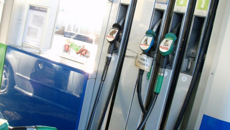 Unde găseşti cei mai ieftini carburanţi pe 5 februarie 2023 în București și în țară. Care este prețul benzinei astăzi