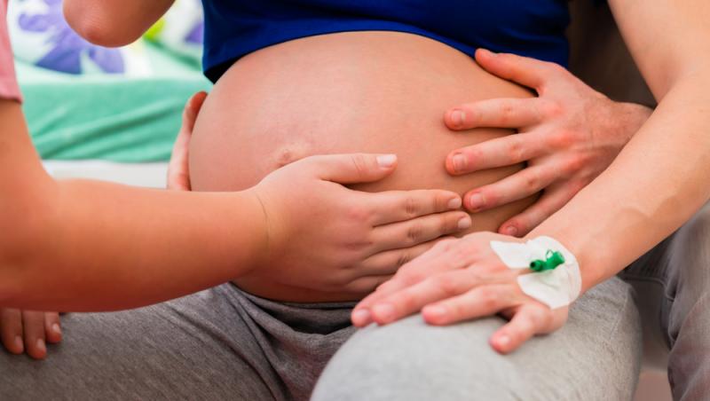Imaginile cu femeia însărcinată au devenit virale pe TikTok