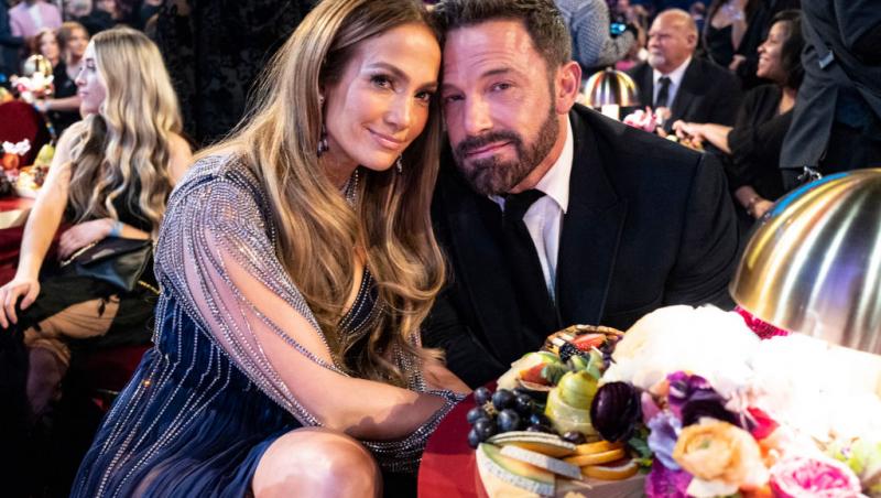 Camerele de luat vederi au surprins momentul în care Jennifer Lopez i-a spus soțului ei să pară mai relaxat în timpul Galei pentru decernarea premiilor Grammy. Cum a reacționat Ben Aflleck