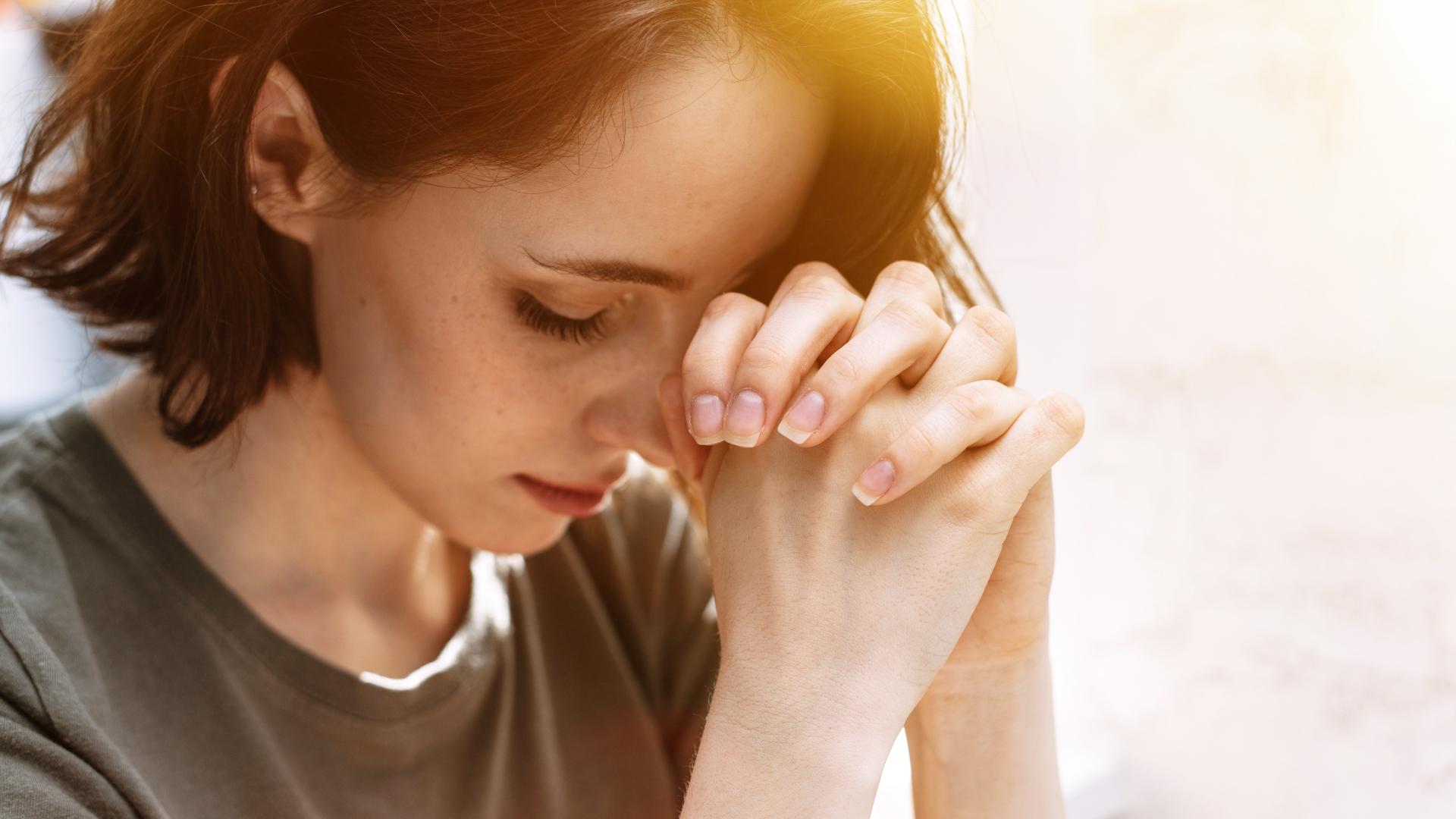 Rugăciunea puternică pe care să o rostești în Postul Paștelui. Îți va elibera sufletul de griji și de păcate