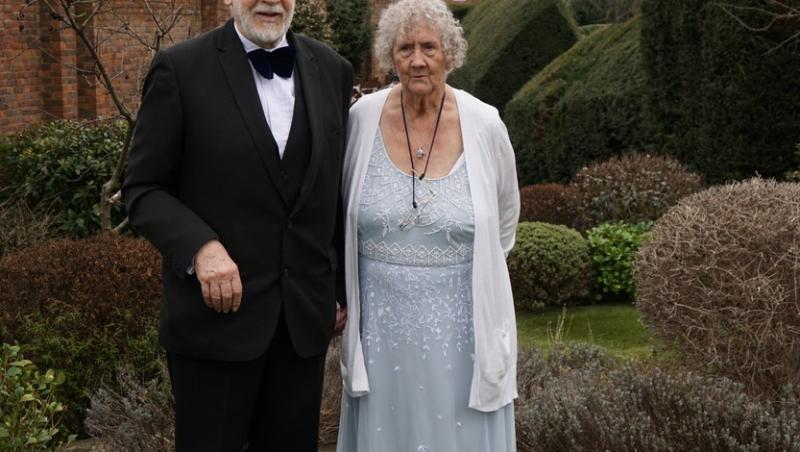 Doi bătrâni de 78 de ani s-au căsătorit la 60 de ani după ce părinții le-au interzis acest lucru. Ce au dezvăluit