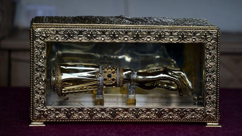 Moaștele Sfântului lui Ioan Gură de Aur, furate. Ce spune religia despre gest și cât de periculos e din punct de vedere spiritual