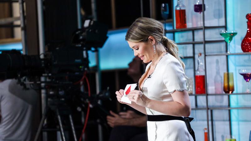 Chefi la cuțite, 17 mai 2023. Gina Pistol, apariție spectaculoasă în platoul sezonului 11. Ce probă a anunțat prezentatoarea TV