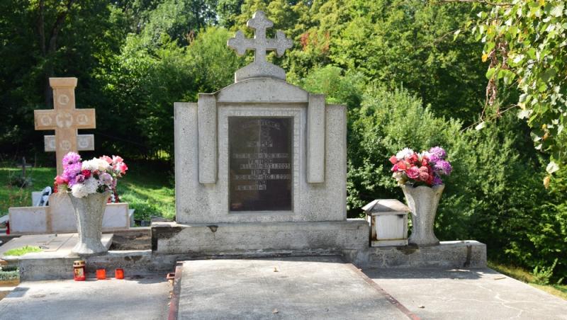 Unde se află primul cimitir digitalizat din România. Simpla scanare a unui cod QR oferă informații despre cei înmormântați acolo