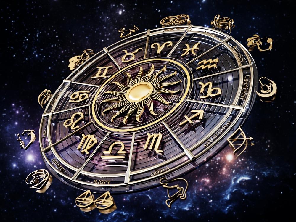 Horoscop de weekend 20 - 21 Mai 2023. Zodiile care au un weekend agitat și sunt preocupate să rezolve probleme
