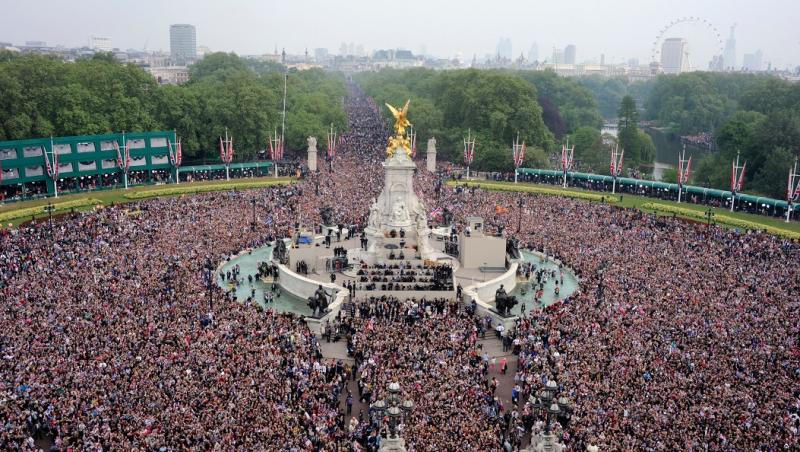 Observator, ediţie specială dedicată încoronării Regelui Charles al III-lea prezentată de Alessandra Stoicescu, sâmbătă, la 12.00
