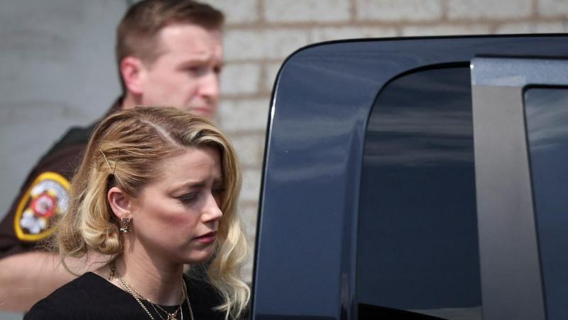 Amber Heard se retrage de la Hollywood, după ce a pierdut procesul cu fostul soț, Johnny Depp, în care l-a acuzat de agresiune
