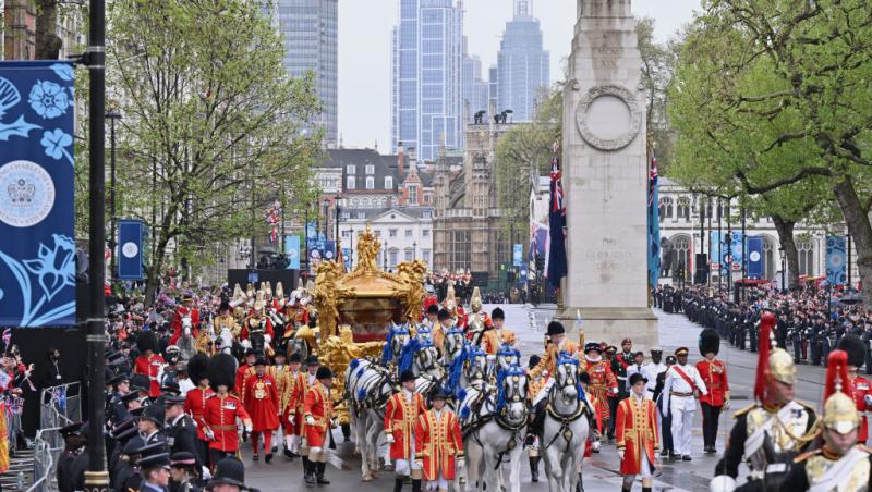 Penny Mordaunt, prima femeie care i-a prezentat sabia regelui Charles al III-lea. Ce rol a mai avut ea în ceremonie