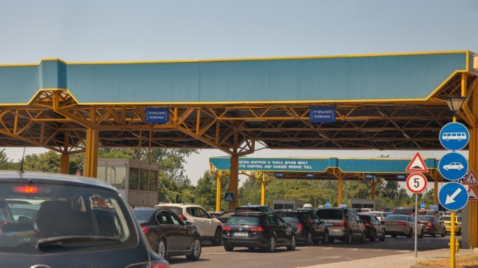 Mașini la frontiera Bulgaria-România