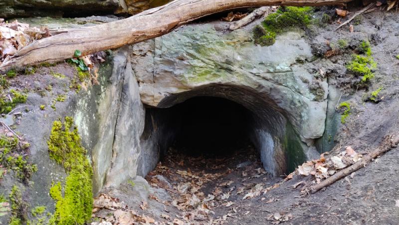 O peșteră i-a făcut pe localnici să creadă că aici se află „poarta către iad”