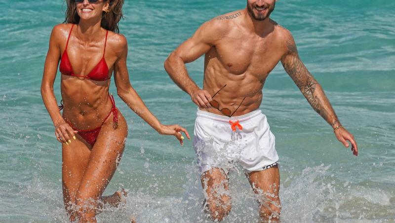 Izabel Goulart, fotomodelul cu cele mai sexy apariții la plajă. Nimeni nu poartă costumul de baie ca ea. Cum se lasă pozată | Foto