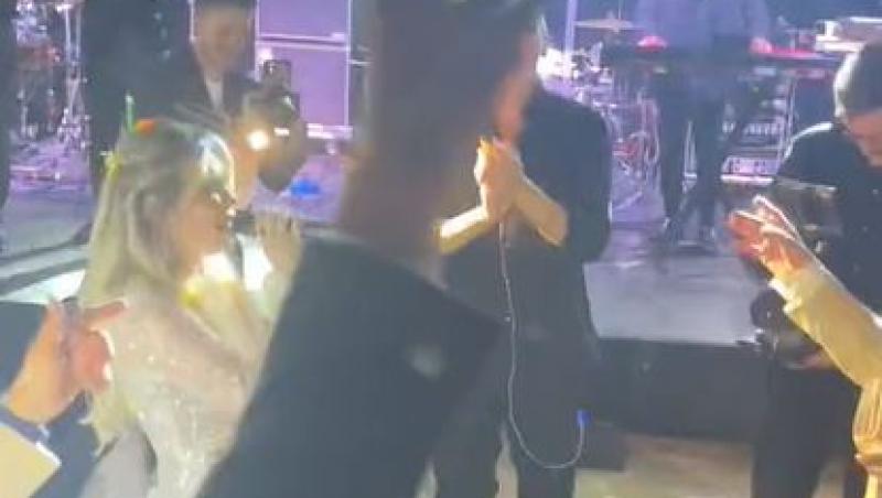 Cât de bine cântă Gina Pistol. Imagini virale de la nunta ei când cântă o melodie lăutărească celebră. Invitatii au fost surprinși