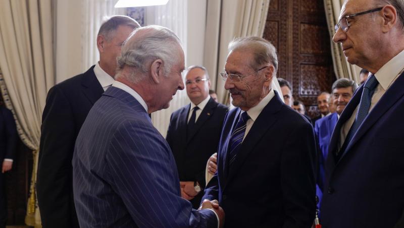 Emil Constantinescu a devenit de nerecunoscut! Cum a apărut fostul președinte al țării la întâlnirea cu regele Charles în România