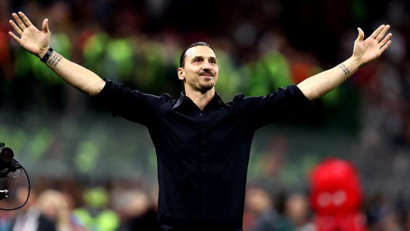 Zlatan Ibrahimovic s-a retras din fotbal cu lacrimi în ochi. Sute de suporteri au început să plângă în timpul discursului de adio