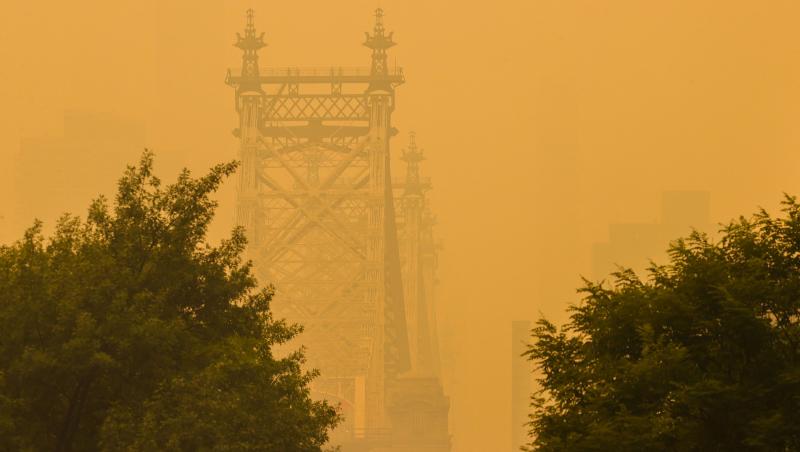 Incendiile din Canada care au speriat o lume întreagă! Imagini cu fumul care a făcut invizibile chiar și cele mai mari clădiri