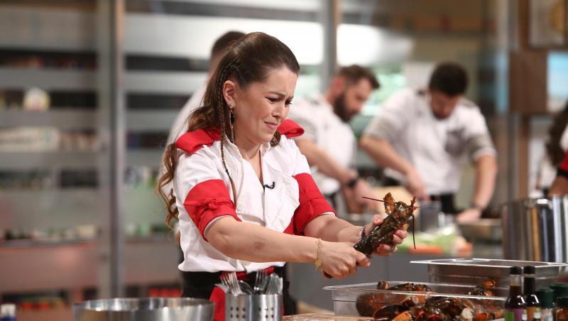Cât de mult a crescut fiica Ninei Hariton, câștigătoarea Chefi la cuțite sezonul 11. Micuța îi calcă pe urme și o ajută la gătit