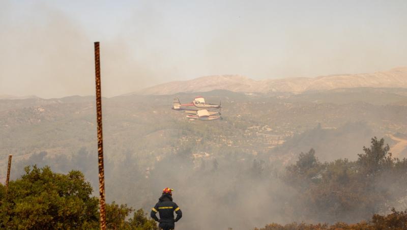 Cum arată Rodos, după incendiile care au mistuit insula. Imagini „apocaliptice” din dronă