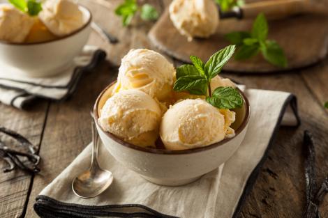 Rețetă de înghețată de casă. Cum să obții un desert gustos, răcoritor și sănătos chiar la tine în bucătărie