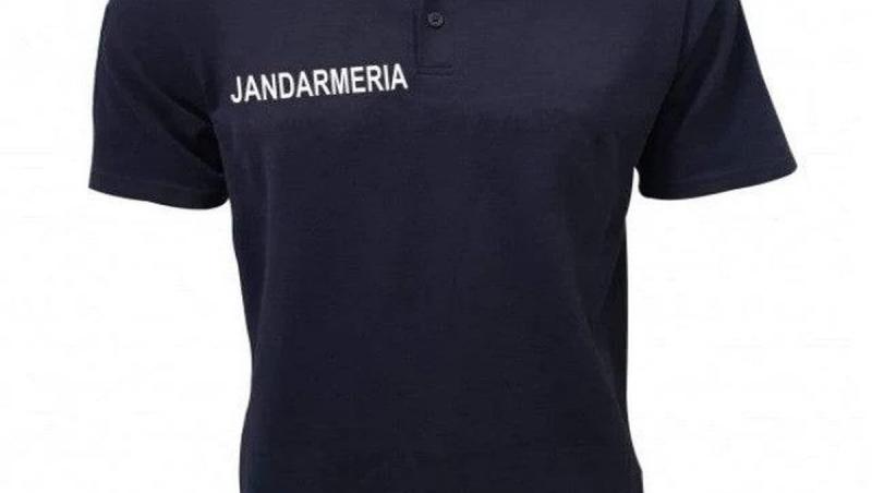 (P) Uniforma de jandarmi, de la tricouri și cămăși la pantaloni tactici și jachete