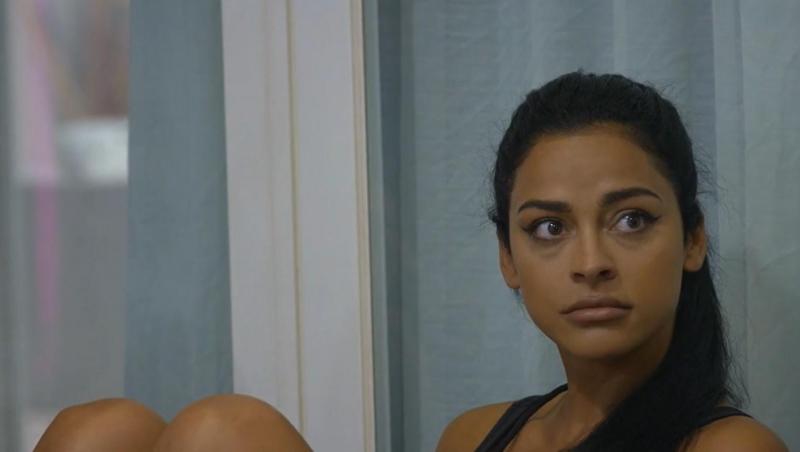 Insula Iubirii, sezonul 7. Ce reacție a avut Ema Oprișan, după ce imaginile cu Daria Cuflic și Răzvan Kovacs au apărut la TV