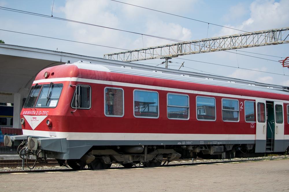 Un copil de 5 ani a plecat, singur, cu trenul spre mare. Polițiștii l-au găsit, fără să fie &icirc;nsoțit de părinți