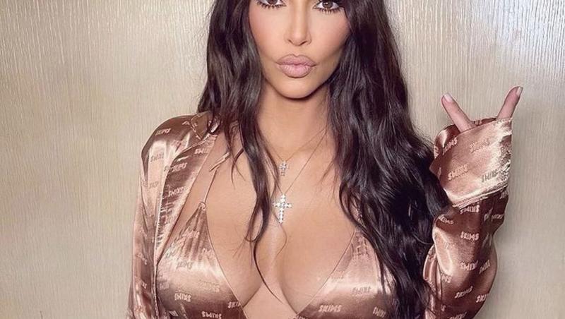 Cum arată fața lui Kim Kardashian în realitate, fără filtre. Greșeala de editare pe care și-ar fi dorit să nu o rateze