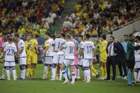 Ce sancțiuni s-au dat după incidentele de la meciul România-Kosovo. Anunțul Jandarmeriei