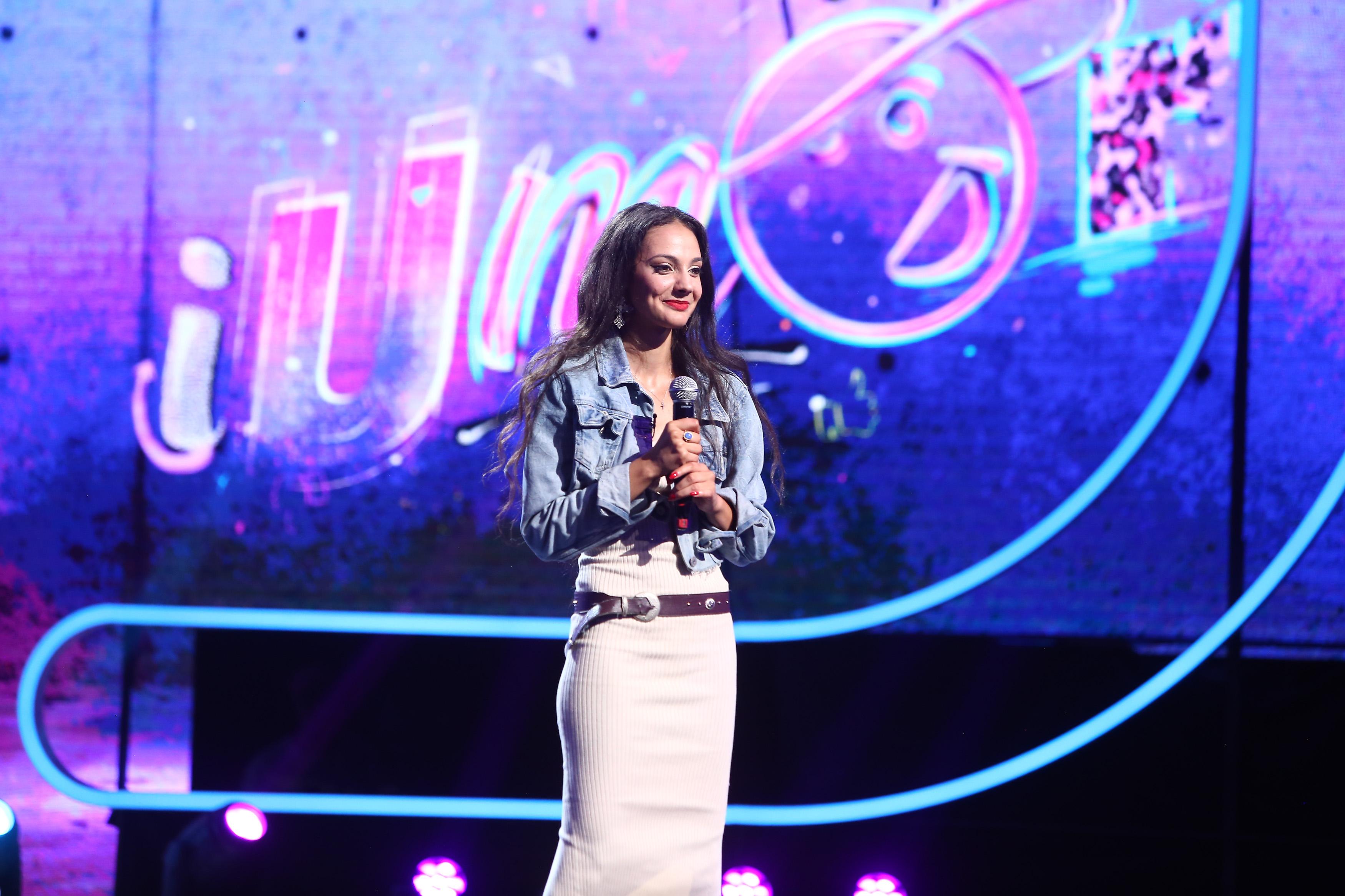 Iasmina Ciocan este prima finalistă a sezonului 15 iUmor. Premiera sezonului 15 iUmor a fost a fost lider de audiență