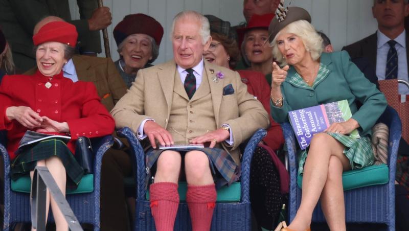 Regele Charles și Camilla, în „fuste” asortate la un eveniment. Cum arată în partea de jos ținuta surprinzătoare a monarhului