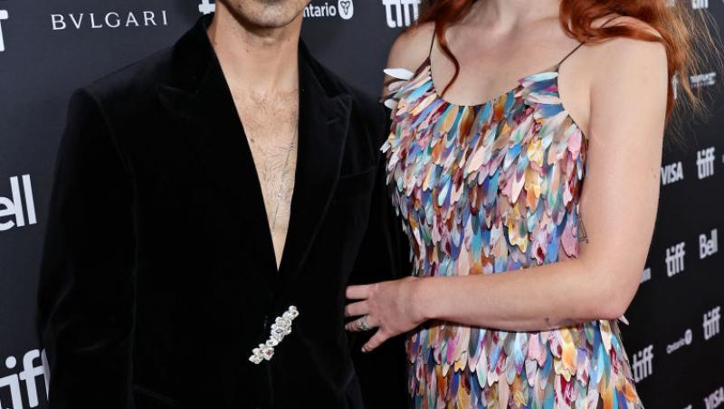 Joe Jonas şi Sophie Turner divorțează după patru ani de căsnicie. Decizia a fost luată de comun acord. Ce se întâmplă cu copiii