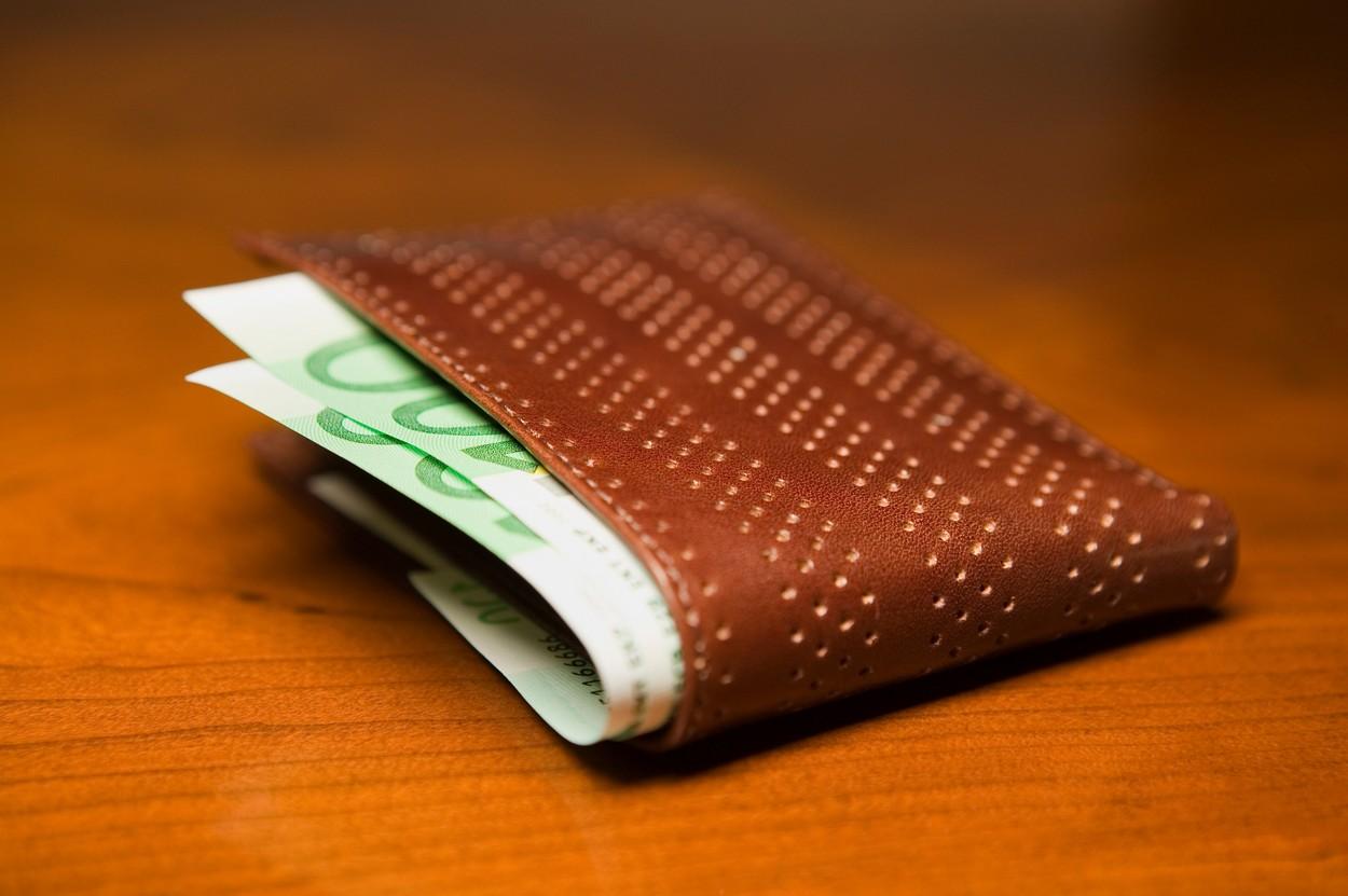 Ce pensie primește un rom&acirc;n care a lucrat &icirc;n Spania. Este mai mare dec&acirc;t &icirc;n țara sa natală