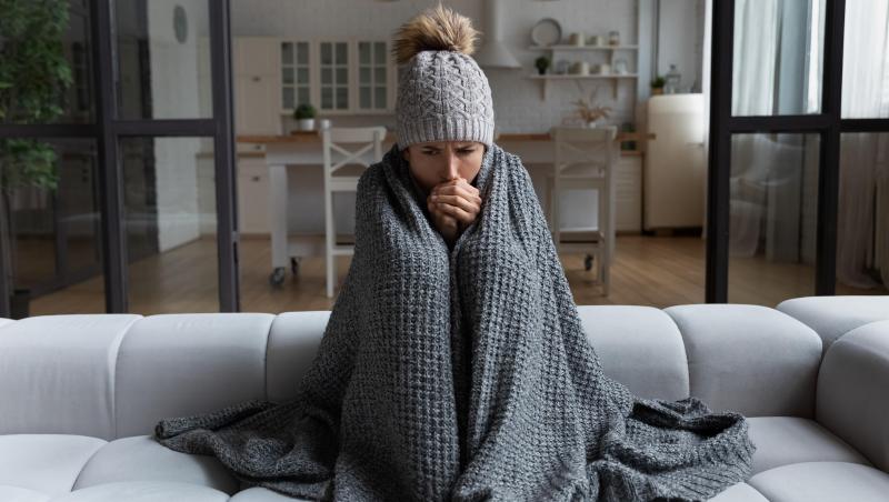Cum știi dacă ai răcit, ai gripă sau ai făcut Covid-19. Simptomele care diferențiază cele trei boli respiratorii